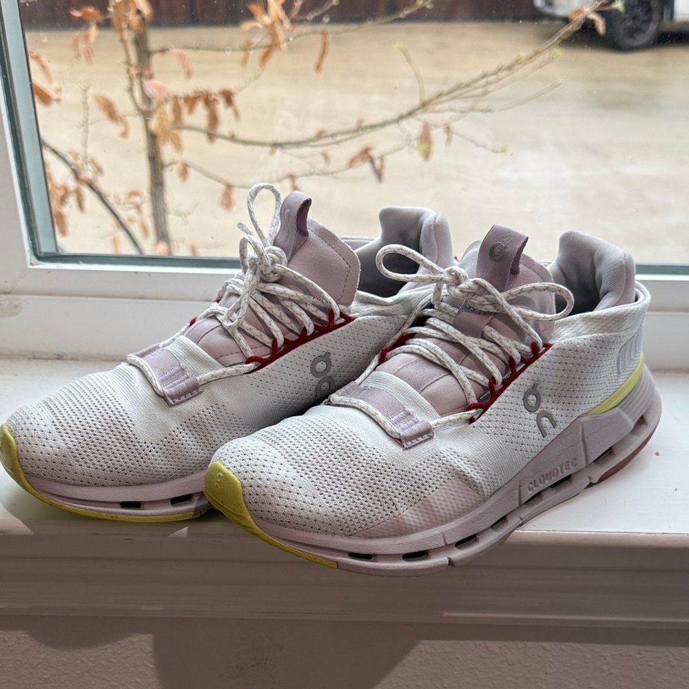 On cloud Running White and Lime Sneakers
